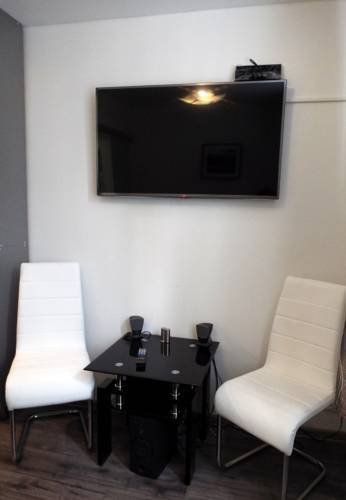 24 Hour-Self Check-In Apartment Namestie Svaeteho Egidia Poprad Zimmer foto